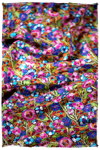 Miramas Papier Mâché Fleurs La Rive Gauche Shawl