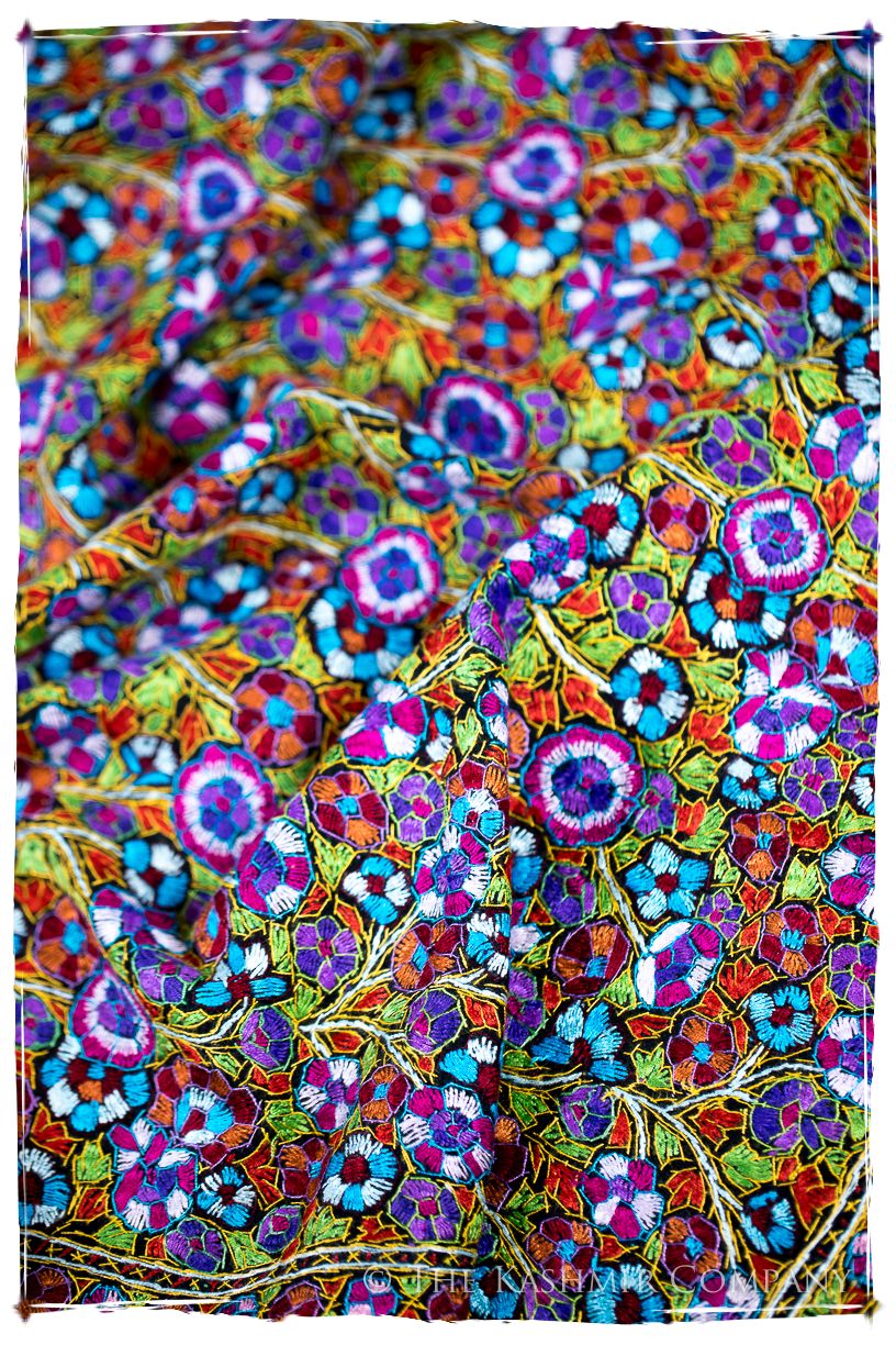 Montfermeil Papier Mâché Fleurs La Rive Gauche Shawl