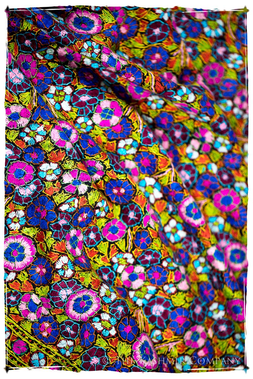 Fresnes Papier Mâché Fleurs La Rive Gauche Shawl