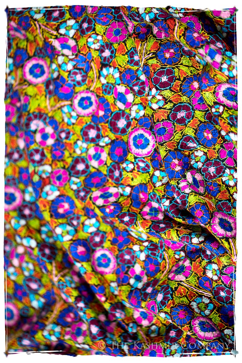 Fresnes Papier Mâché Fleurs La Rive Gauche Shawl