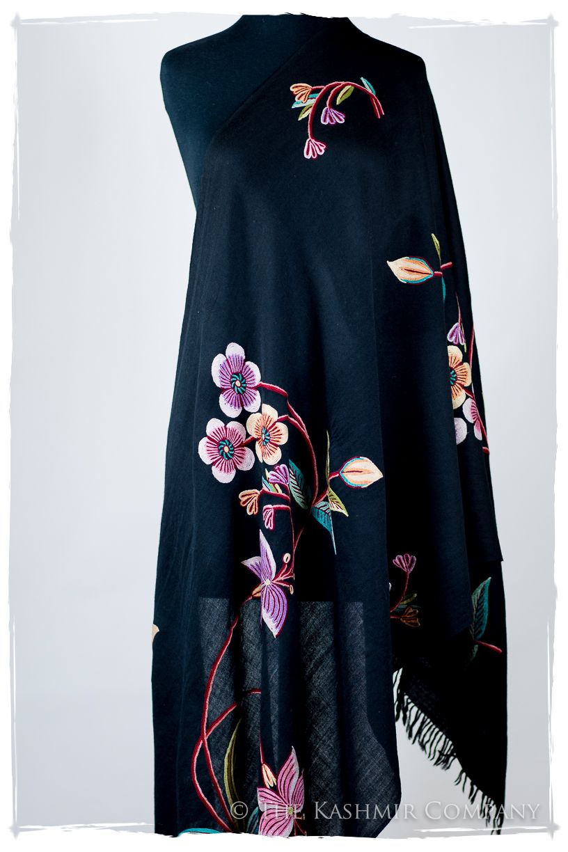 Angèle Je Ne Sais Quoi Shawl