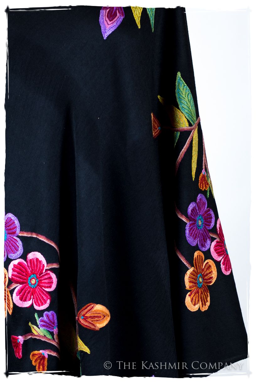 Bijou Flèur Je Ne Sais Quoi Shawl