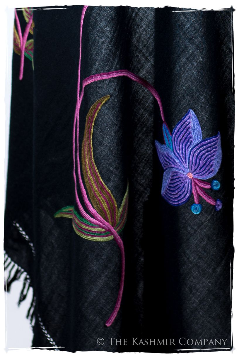 Daniellè Flèur Je Ne Sais Quoi Shawl