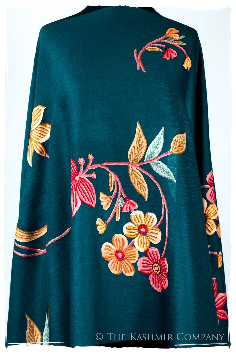 Lilianè Je Ne Sais Quoi Shawl