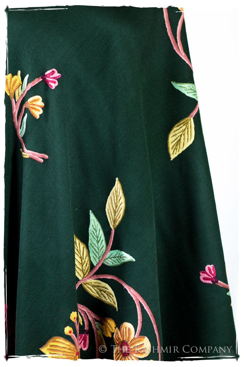 Jacqui Je Ne Sais Quoi Shawl