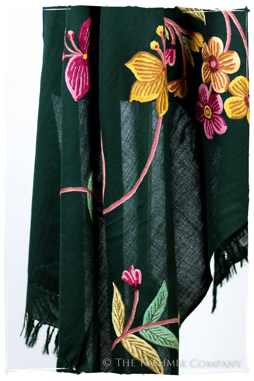 Jacqui Je Ne Sais Quoi Shawl