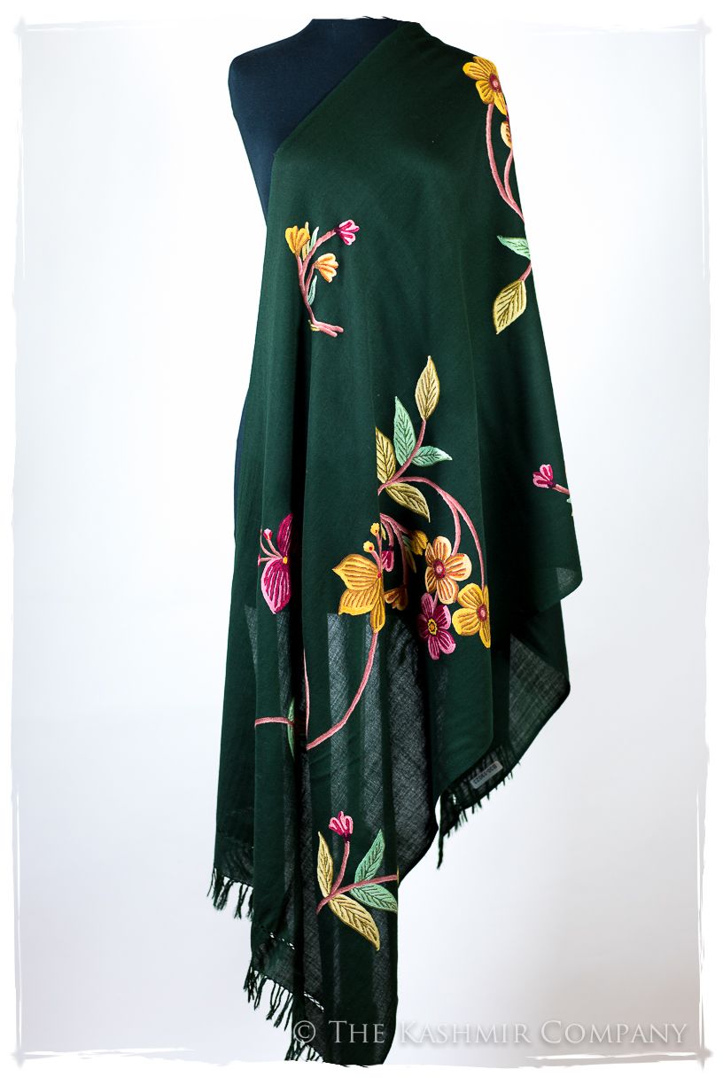 Jacqui Je Ne Sais Quoi Shawl