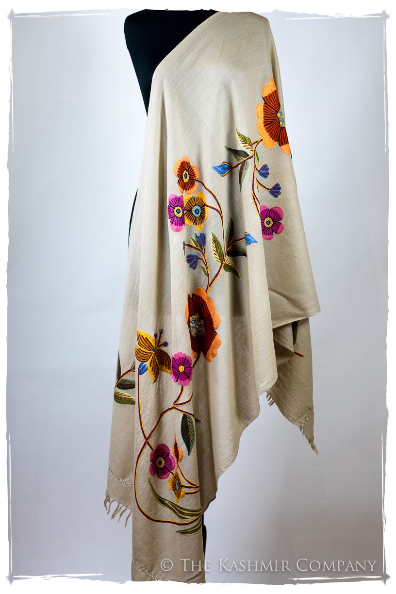 Louise Je Ne Sais Quoi Shawl