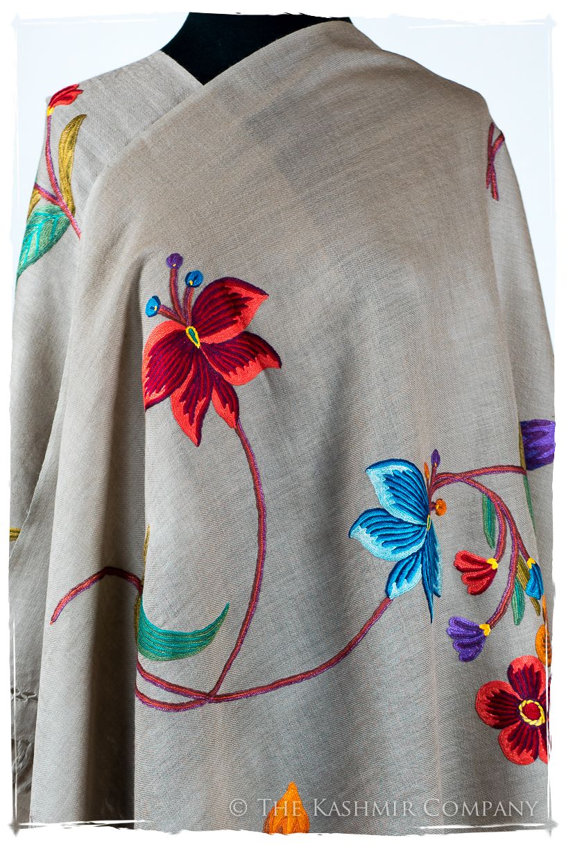 Maria Antonina Je Ne Sais Quoi Shawl