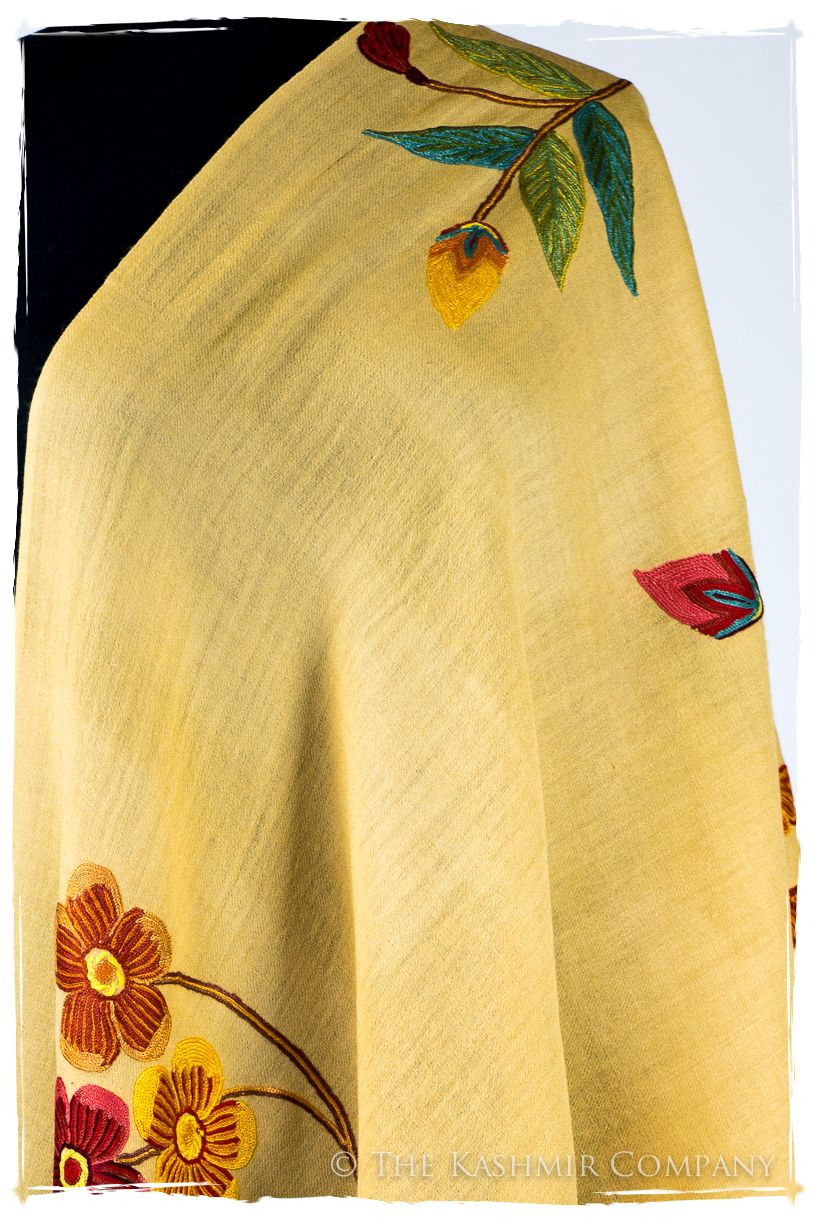 Anabelle Je Ne Sais Quoi Shawl