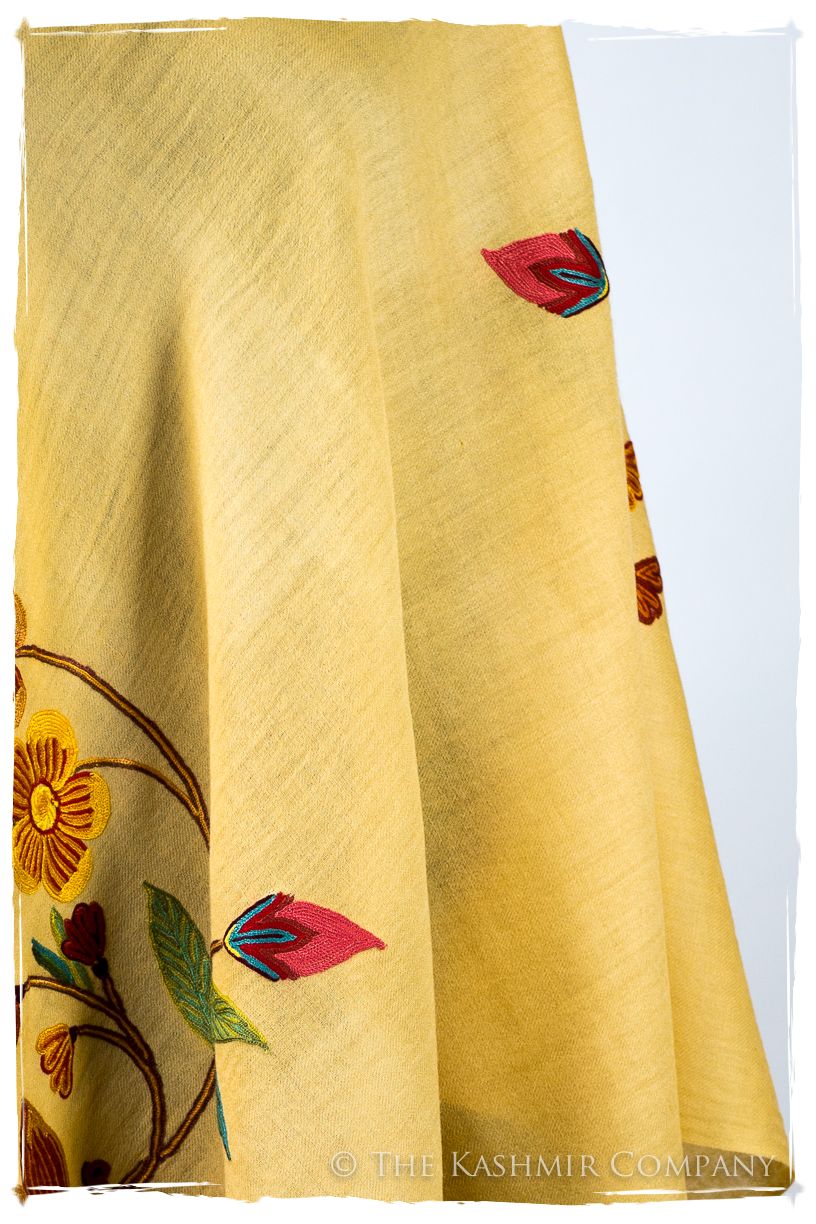 Anabelle Je Ne Sais Quoi Shawl