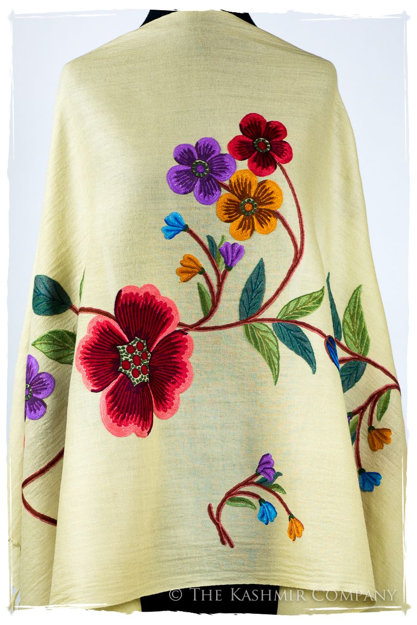 Marie-Claude Je Ne Sais Quoi Shawl