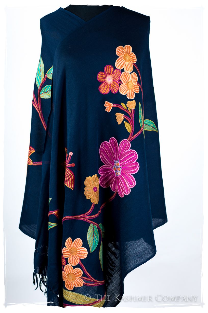 Marie-France Je Ne Sais Quoi Shawl