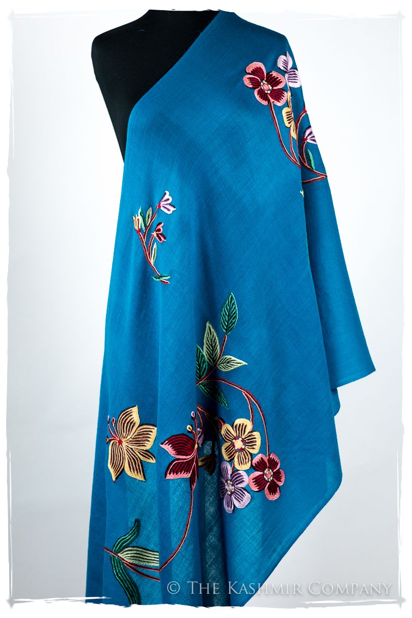 Marie-Thérèse Je Ne Sais Quoi Shawl