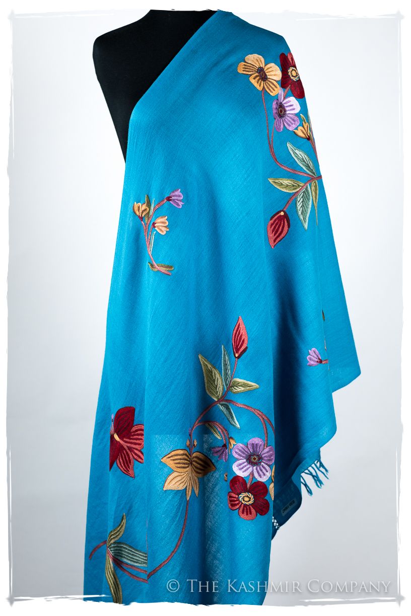 Martine Je Ne Sais Quoi Shawl
