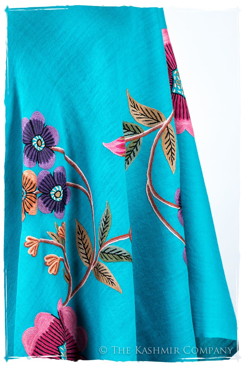Maryse Je Ne Sais Quoi Shawl