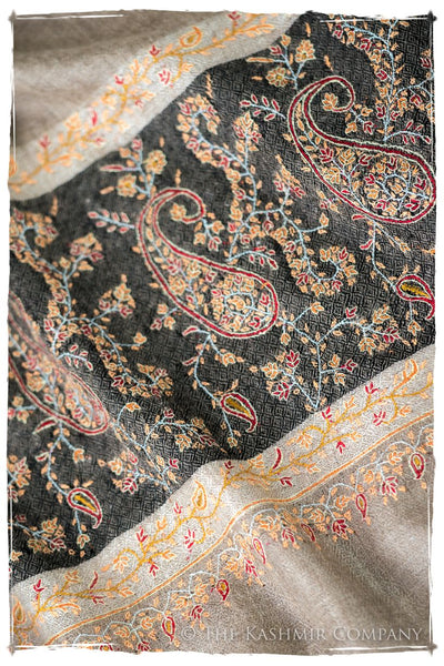 L’Placé de Vence - Grand Pashmina Shawl