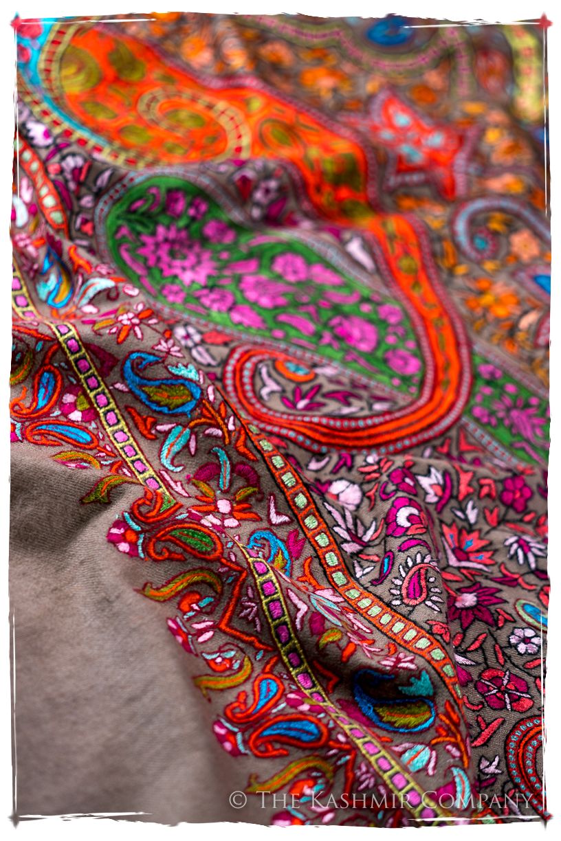 Jewels of Josephiné - Grand Pashmina Shawl