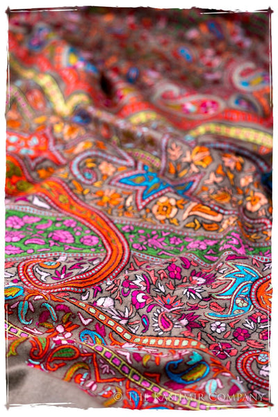 Jewels of Josephiné - Grand Pashmina Shawl