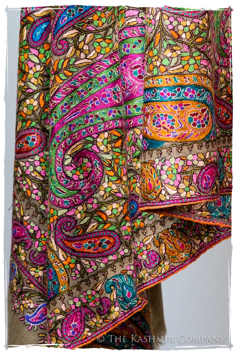 The Paisley Tapéstry - Grand Pashmina Shawl