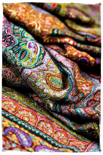 Jewels of Noorjéhan - Grand Pashmina Shawl