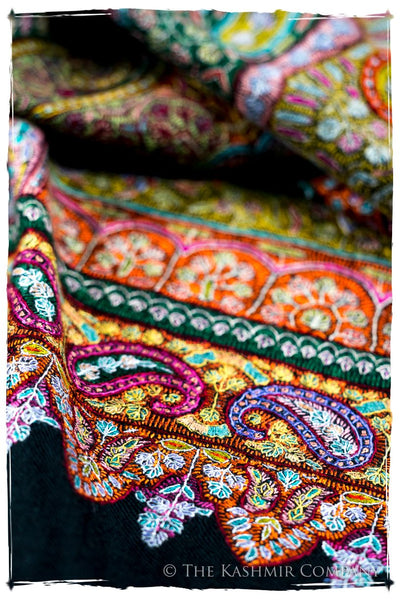 Jewels of Noorjéhan - Grand Pashmina Shawl