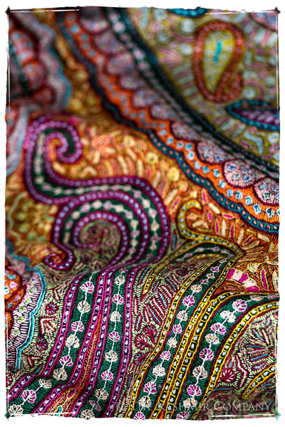 Jewels of Noorjéhan - Grand Pashmina Shawl