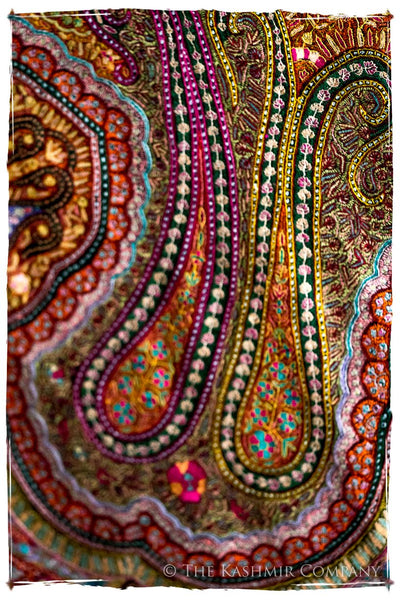 Jewels of Noorjéhan - Grand Pashmina Shawl