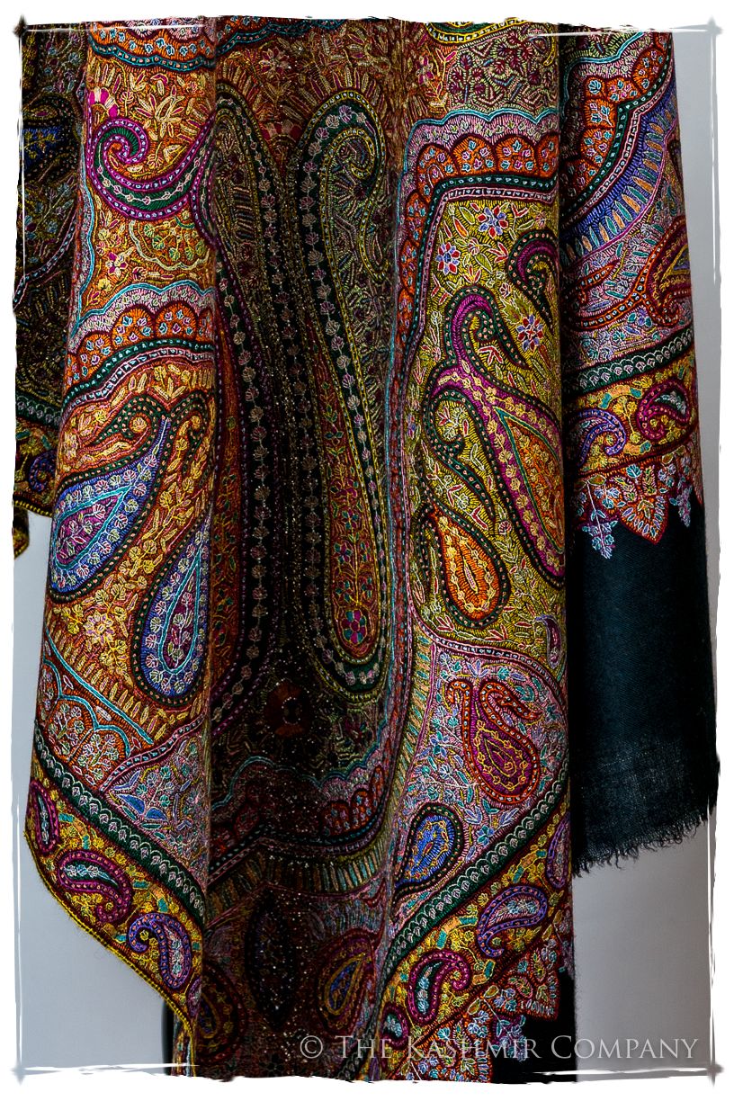 Jewels of Noorjéhan - Grand Pashmina Shawl