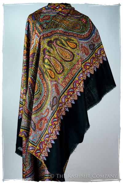 Jewels of Noorjéhan - Grand Pashmina Shawl