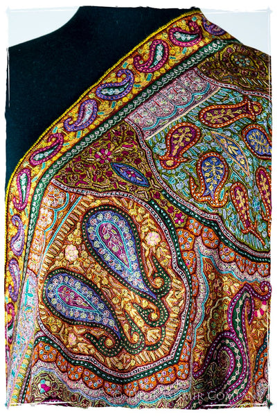 Jewels of Noorjéhan - Grand Pashmina Shawl