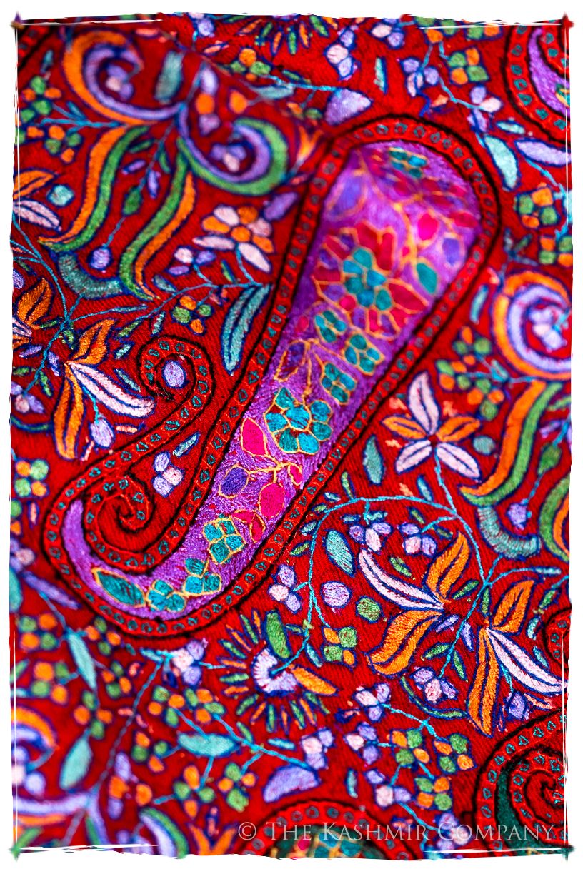 Le Rougé Paisley - Grand Pashmina Shawl