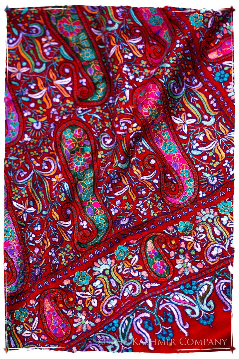 Le Rougé Paisley - Grand Pashmina Shawl