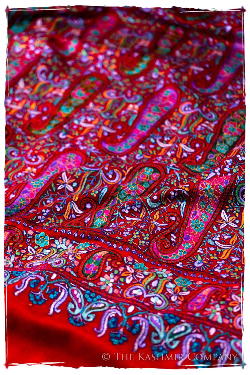 Le Rougé Paisley - Grand Pashmina Shawl
