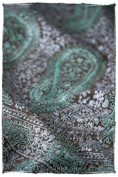 The Tropézienne - Grand Pashmina Shawl