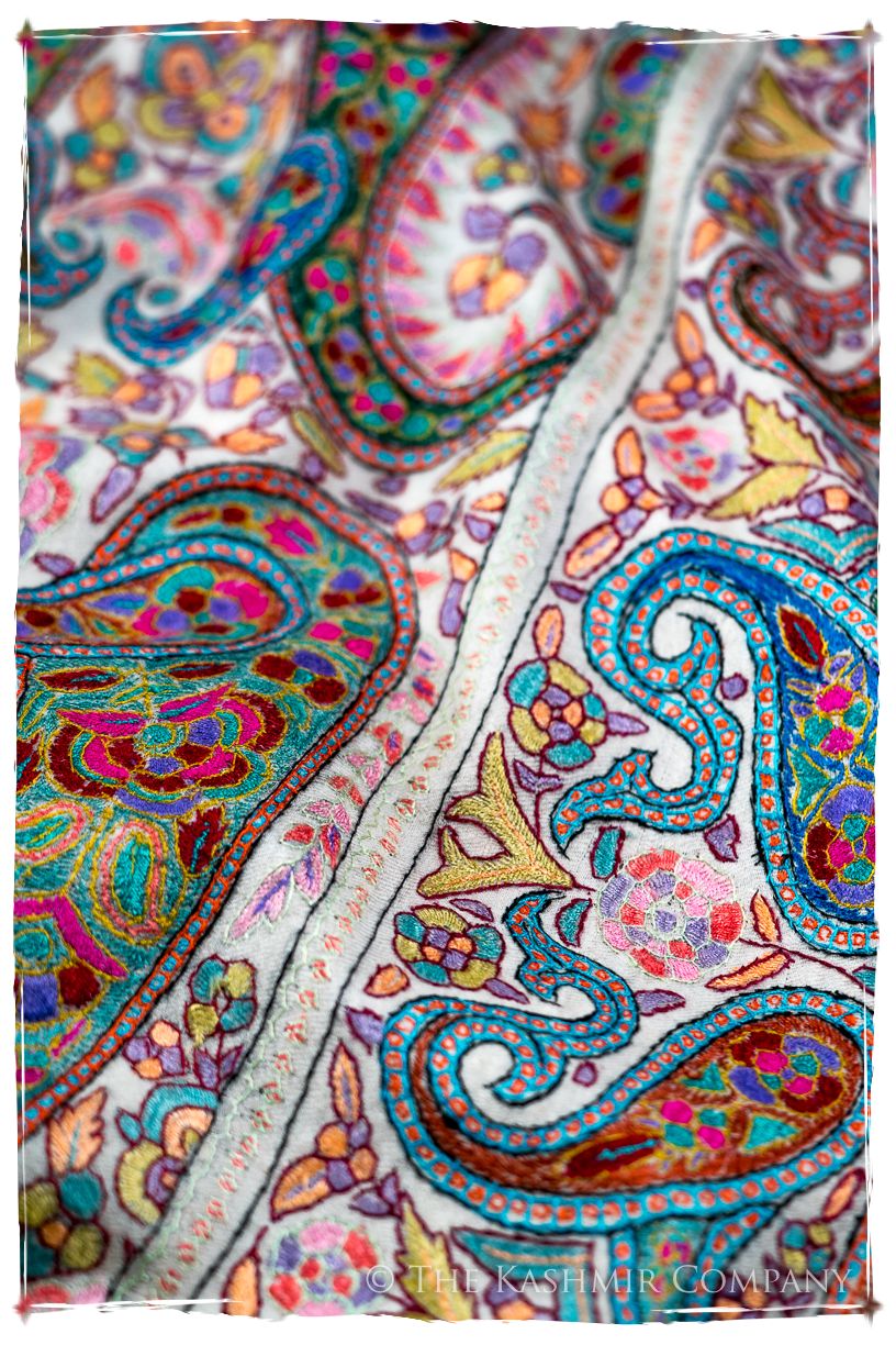 The Renaissance Français - Grand Pashmina Shawl