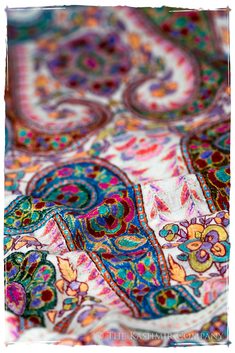 The Renaissance Français - Grand Pashmina Shawl