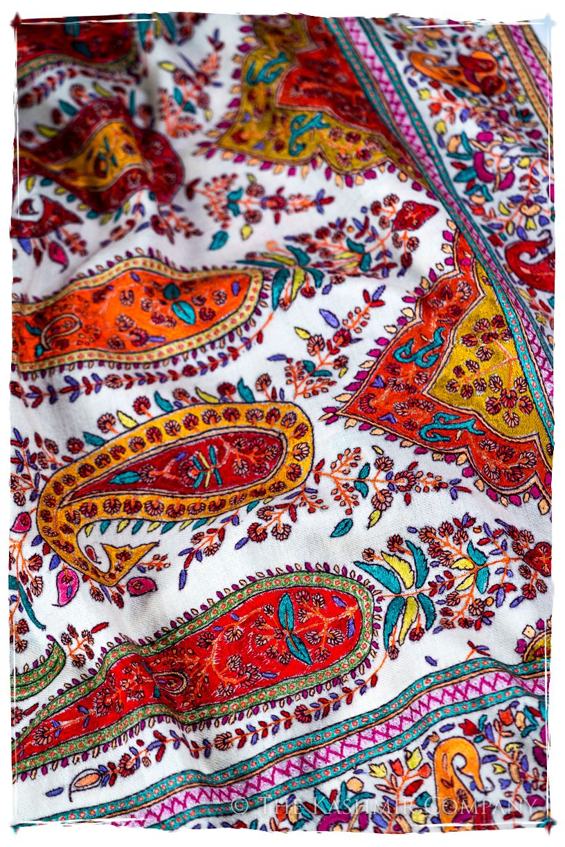 The Artisté Palétte- Grand Pashmina Shawl