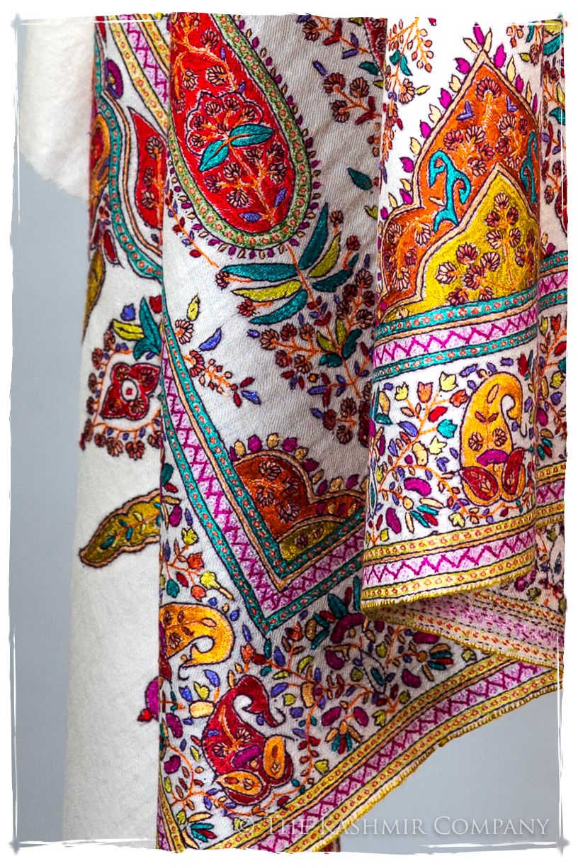 The Artisté Palétte- Grand Pashmina Shawl