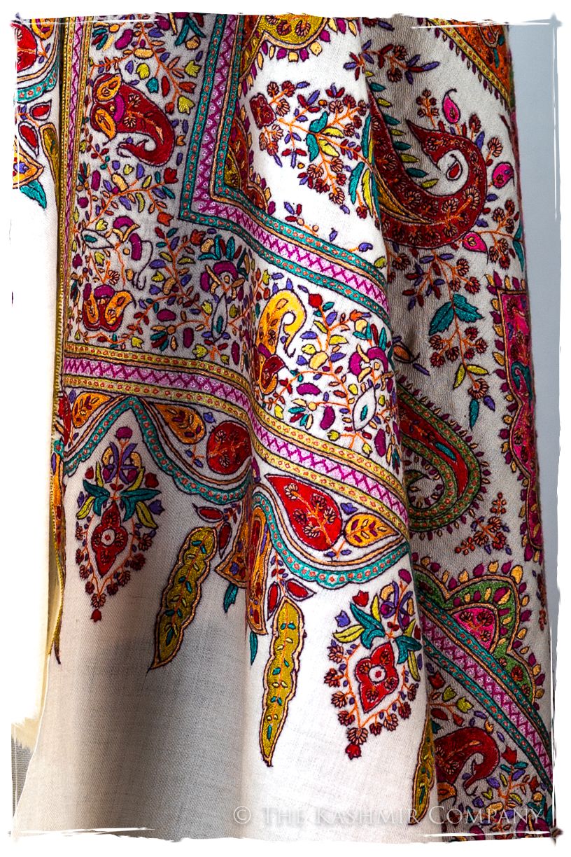The Artisté Palétte- Grand Pashmina Shawl