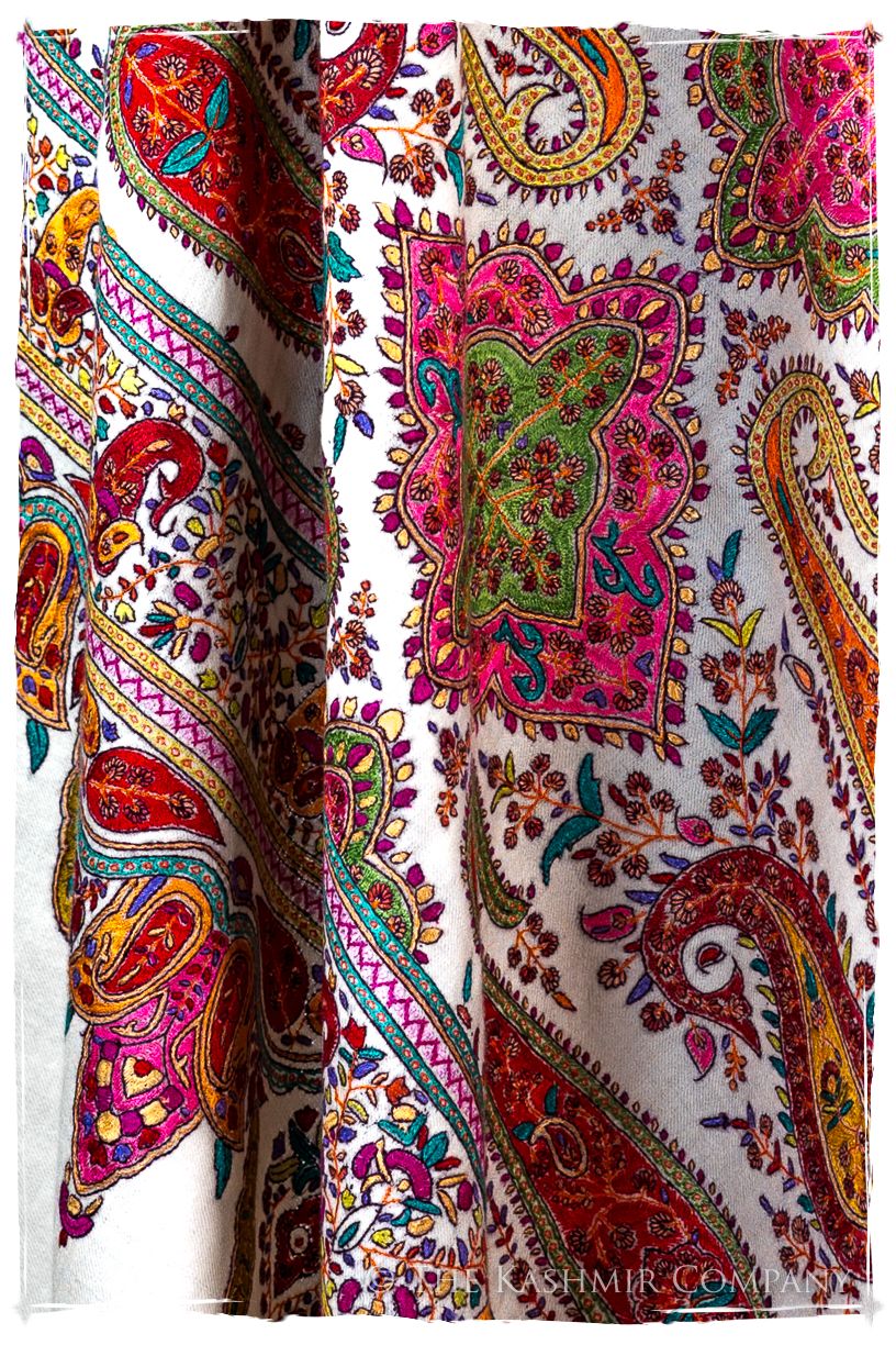 The Artisté Palétte- Grand Pashmina Shawl