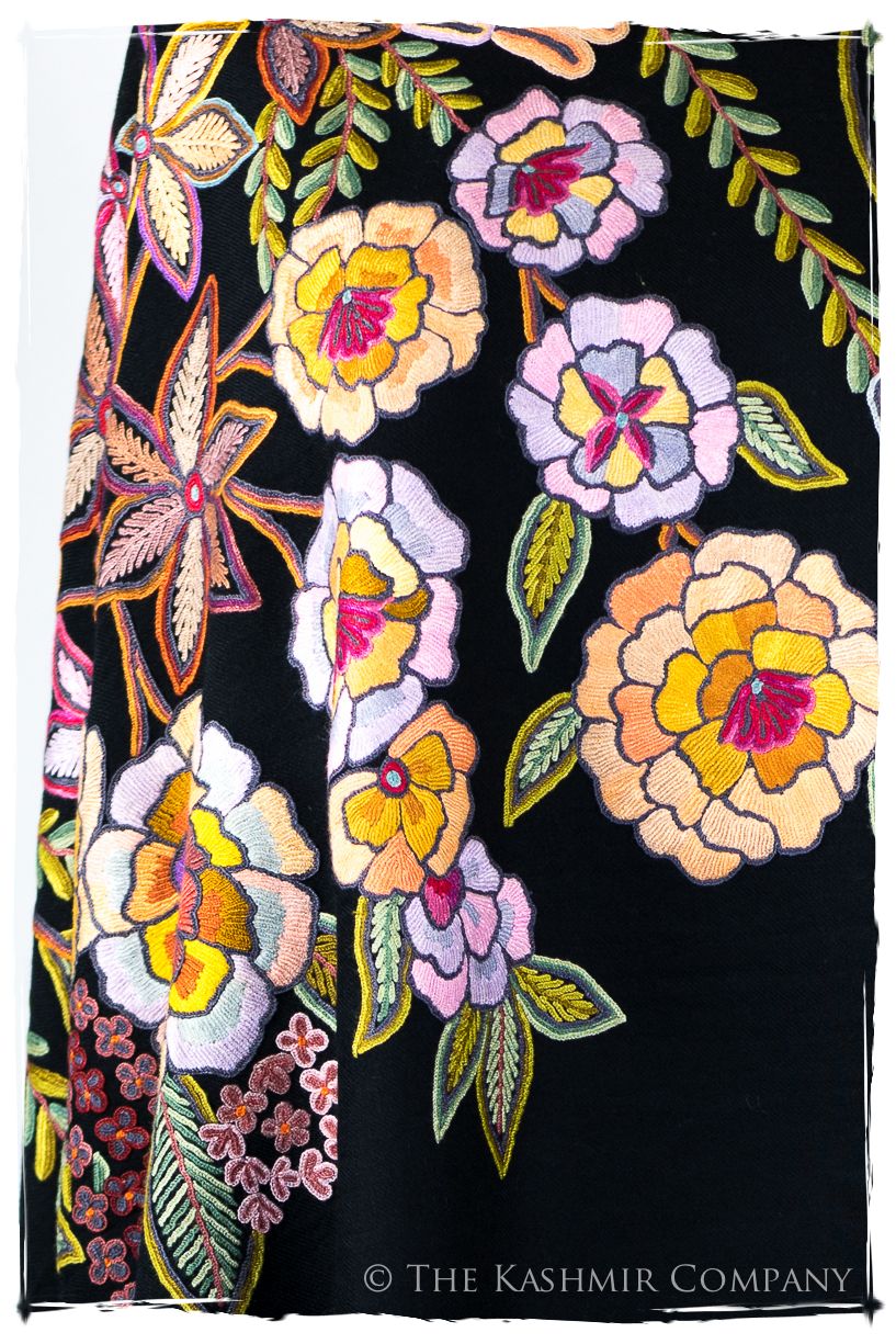 Nouvelle Soirée Luciénne Noir Shawl