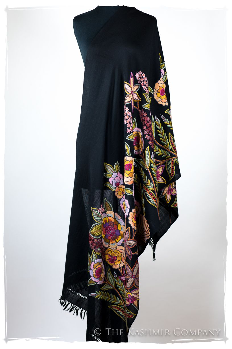 Nouvelle Soirée Luciénne Noir Shawl