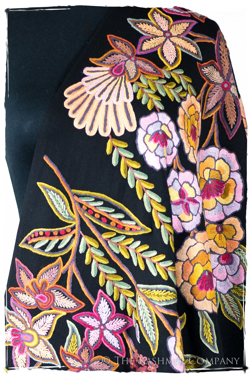 Nouvelle Soirée Luciénne Noir Shawl