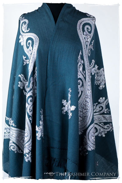 Niagara Nicole Royale Paisley Shawl