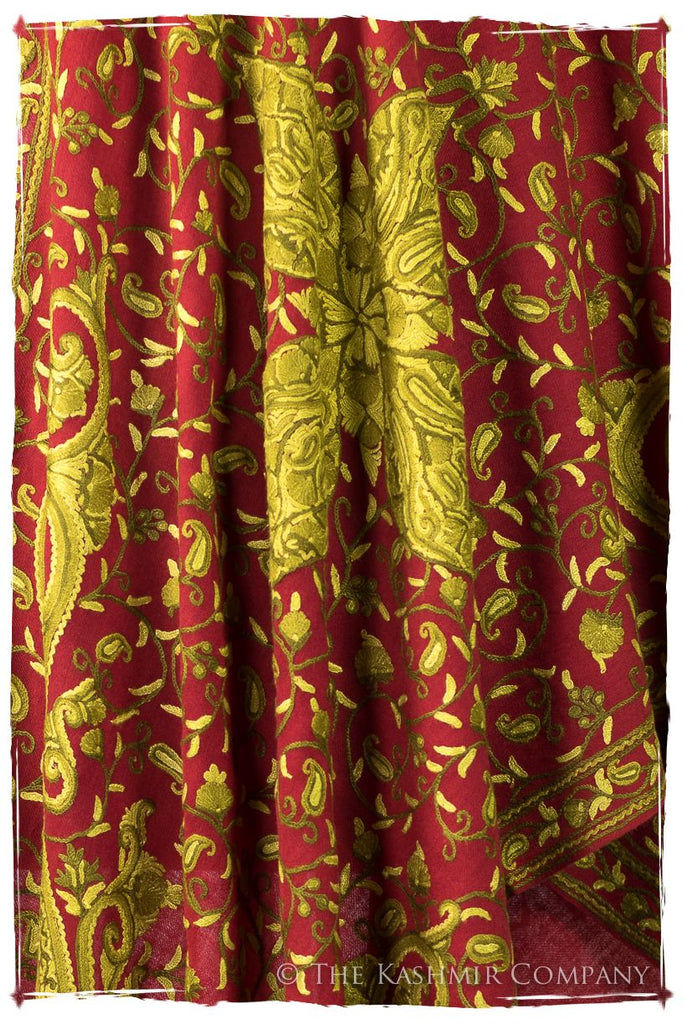 Palais d'orient Soleil Française Paisley Shawl