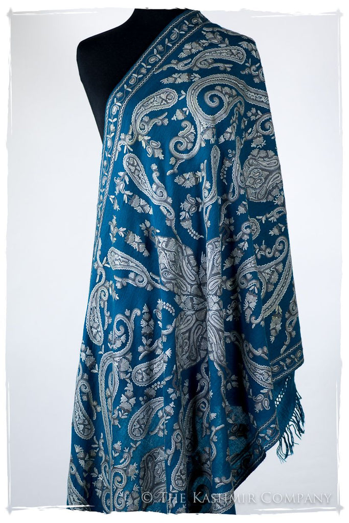 Rococo Palais de Marée Bleue Antiquaires Shawl