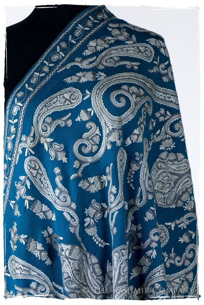 Rococo Palais de Marée Bleue Antiquaires Shawl
