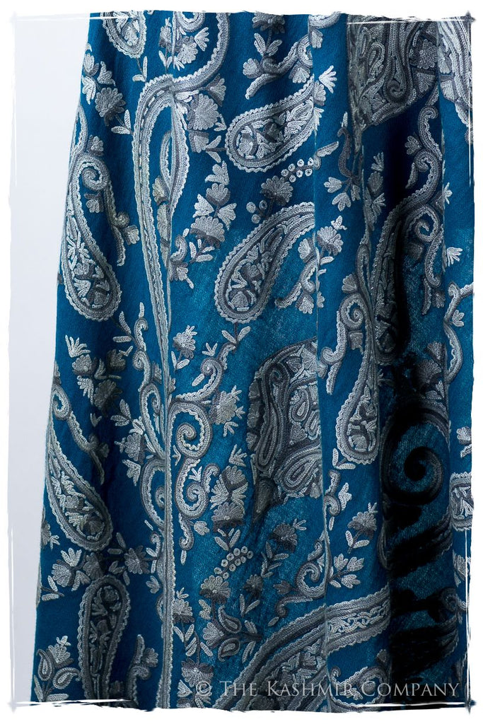 Rococo Palais de Marée Bleue Antiquaires Shawl