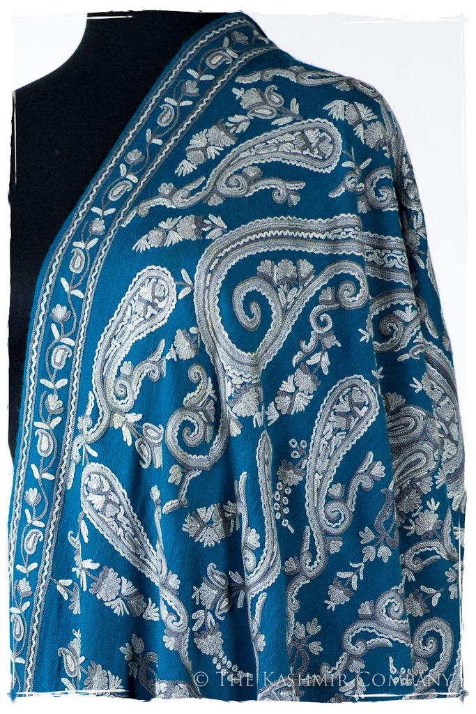 Rococo Palais de Marée Bleue Antiquaires Shawl